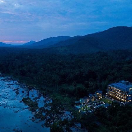Niraamaya Retreats Samroha Athirappilly Extérieur photo