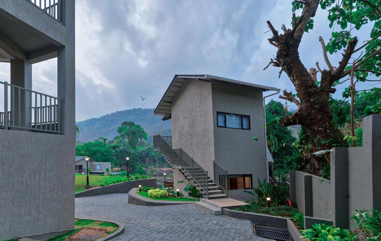 Niraamaya Retreats Samroha Athirappilly Extérieur photo