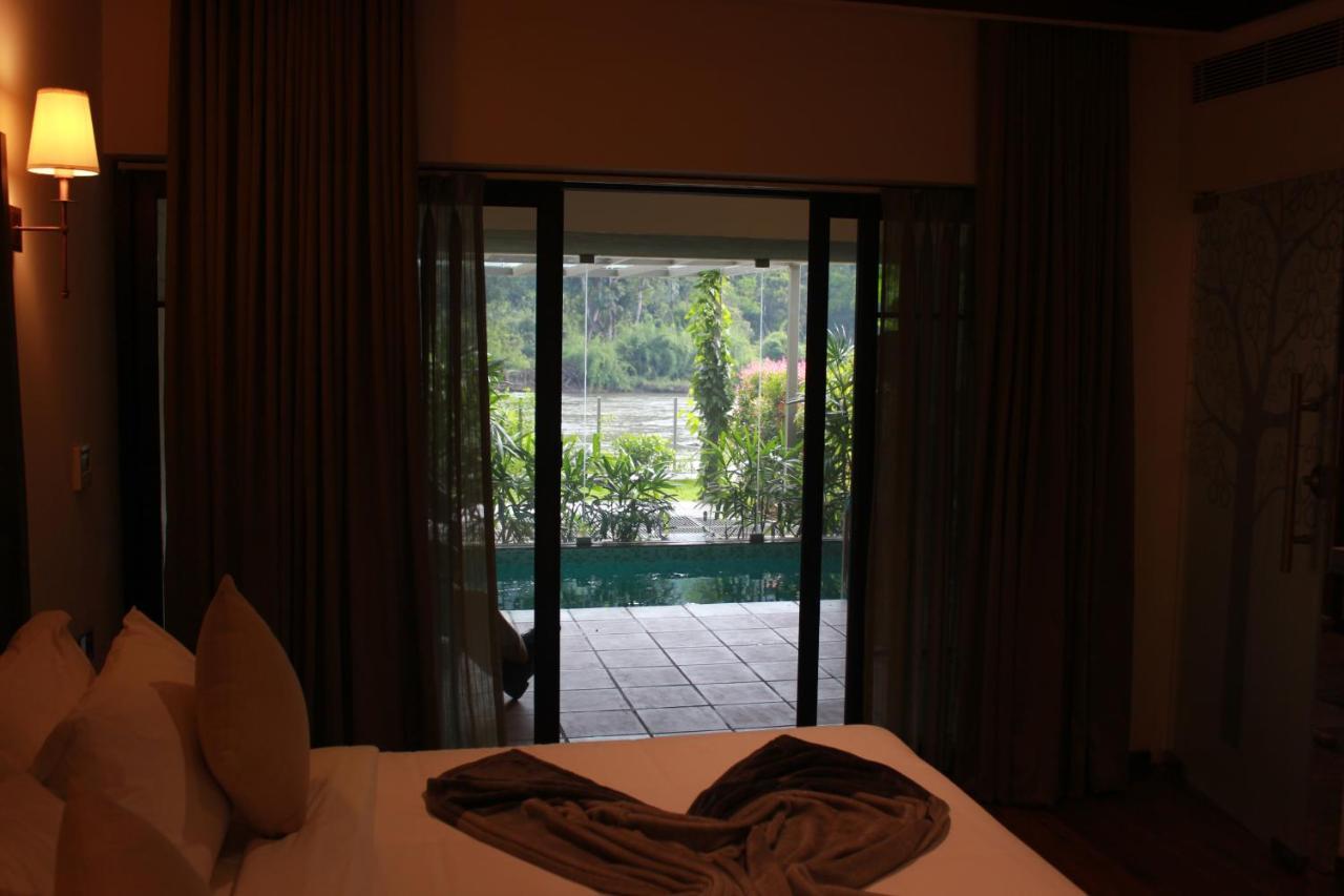 Niraamaya Retreats Samroha Athirappilly Extérieur photo