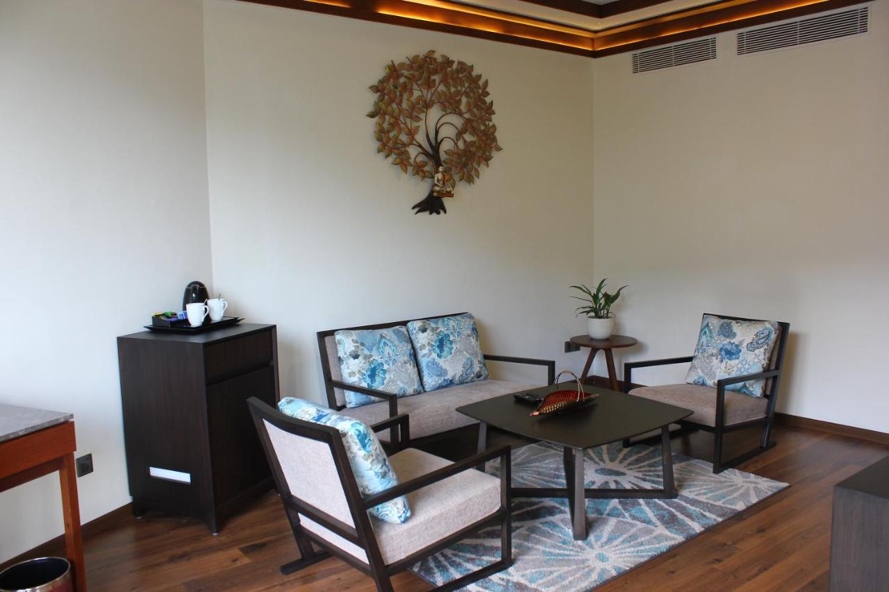 Niraamaya Retreats Samroha Athirappilly Extérieur photo